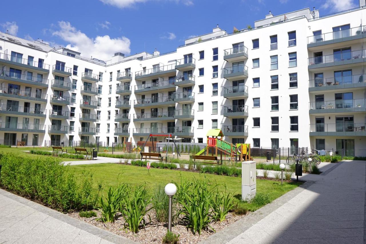 Heaven Apartment In The Old Town With Private Parking غدانسك المظهر الخارجي الصورة