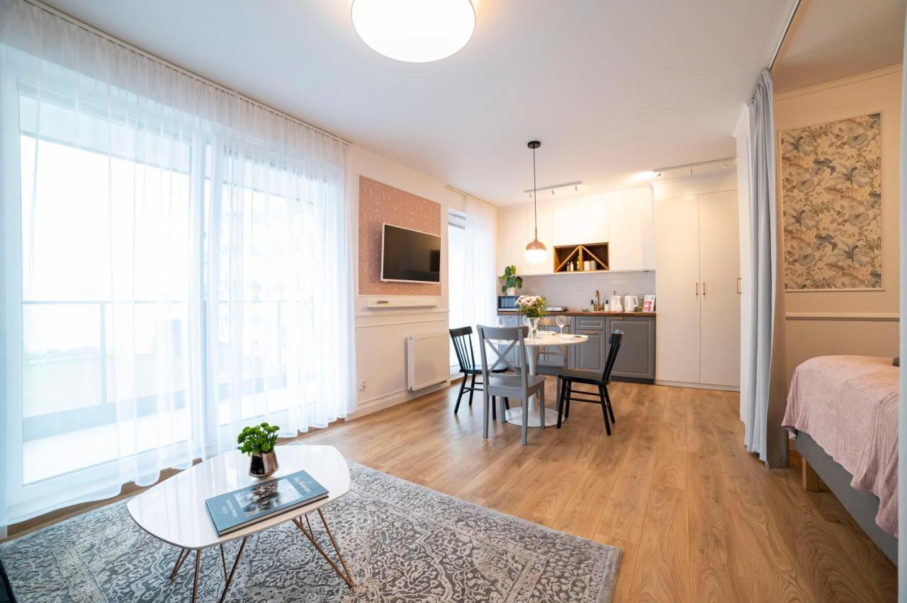 Heaven Apartment In The Old Town With Private Parking غدانسك المظهر الخارجي الصورة