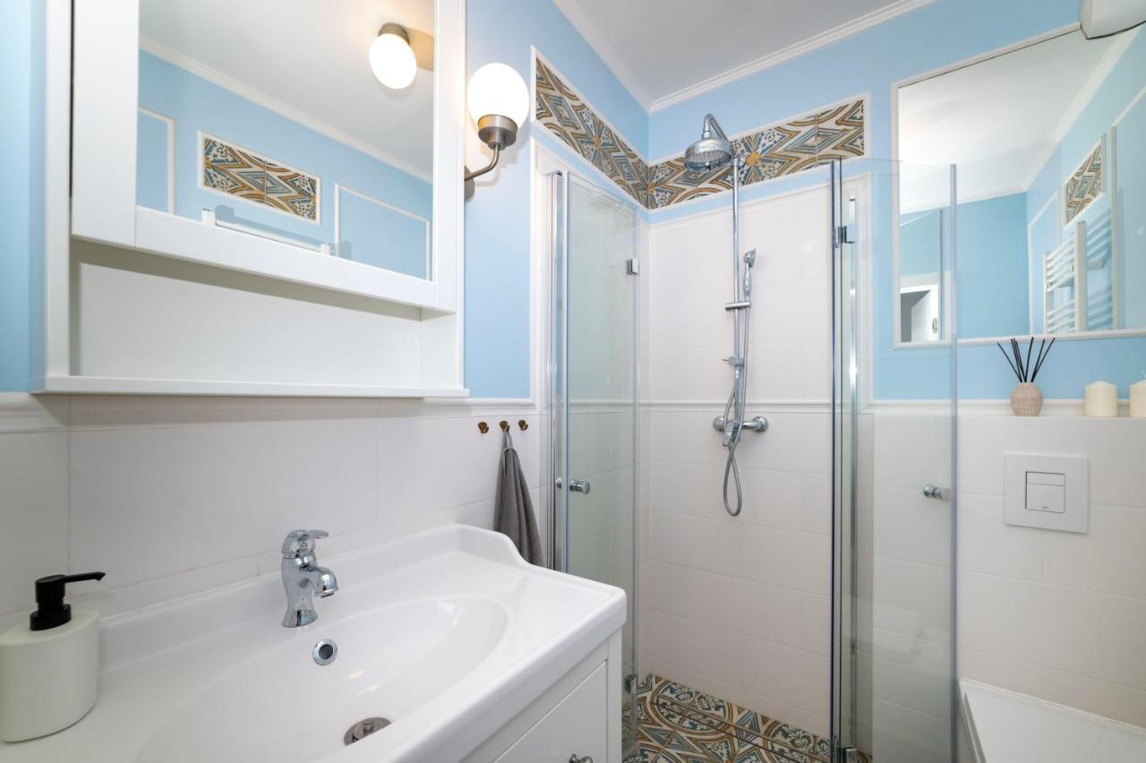 Heaven Apartment In The Old Town With Private Parking غدانسك المظهر الخارجي الصورة