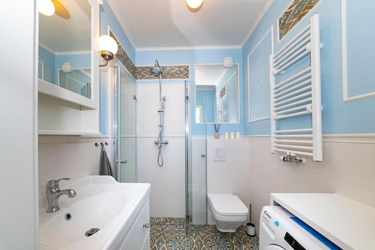 Heaven Apartment In The Old Town With Private Parking غدانسك المظهر الخارجي الصورة